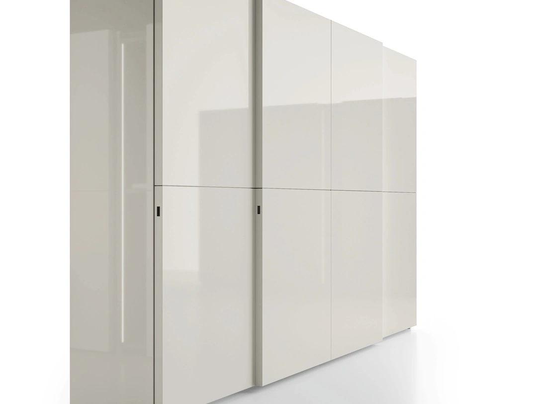 Armadio Ardecò Forte laccato lucido Platino di Spagnol Mobili