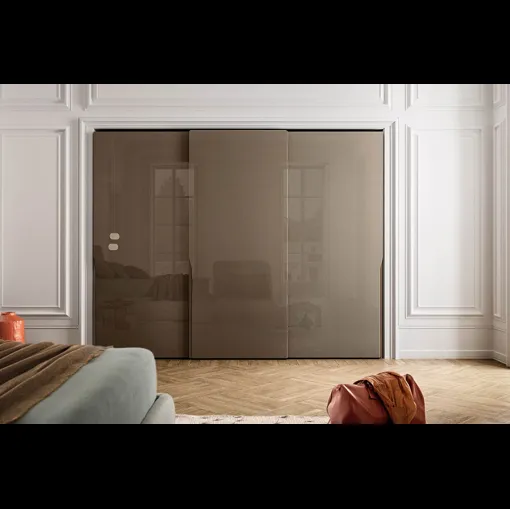 Armadio con ante scorrevoli in laccato lucido Manhattan di Pianca