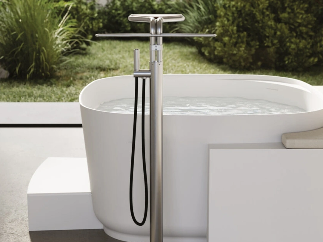 Vasca da Bagno idromassaggio freestanding Fonte di Disenia