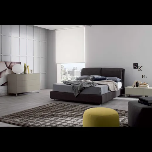 Gruppo Notte Sky in laccato opaco con piedini in metallo di Spagnol Mobili