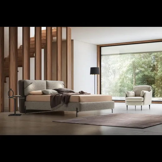 Letto con testiera in tessuto imbottito Cortina di Le Comfort