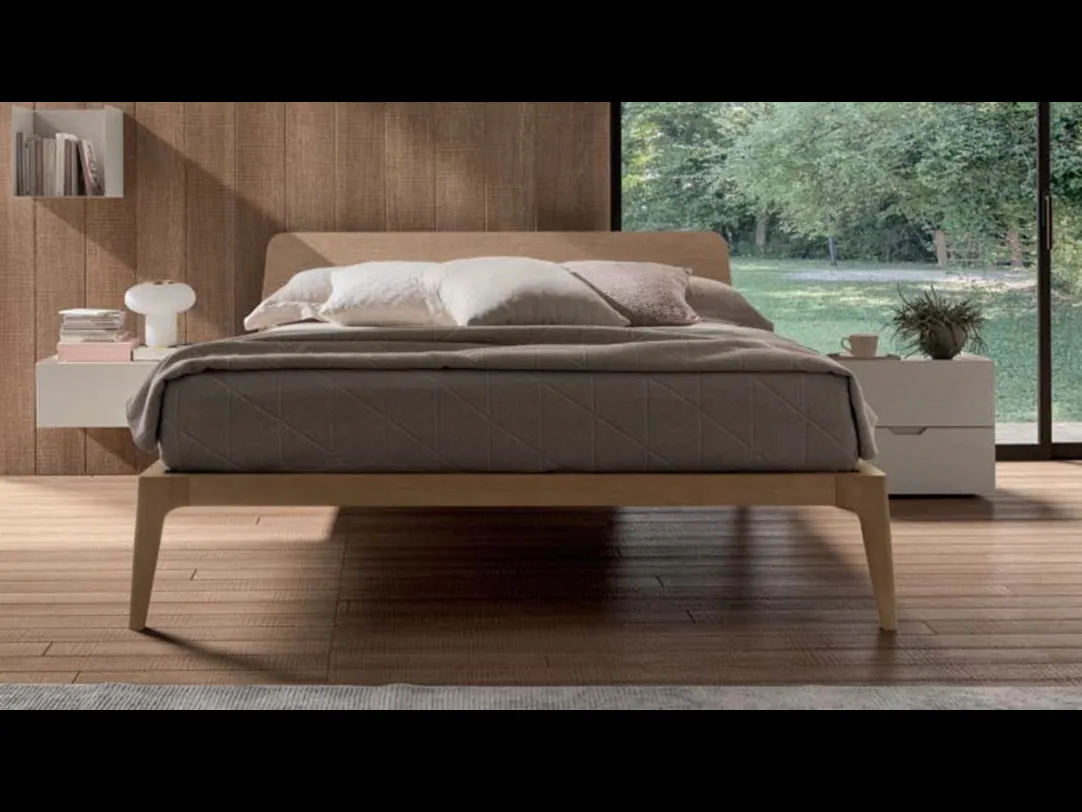 Letto in Rovere Avana con testiera Zenit di Morassutti