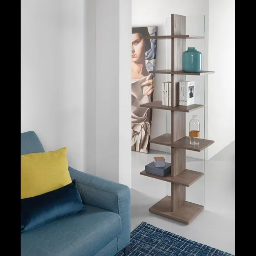 Libreria divisoria in laminato e vetro Step di Pezzani