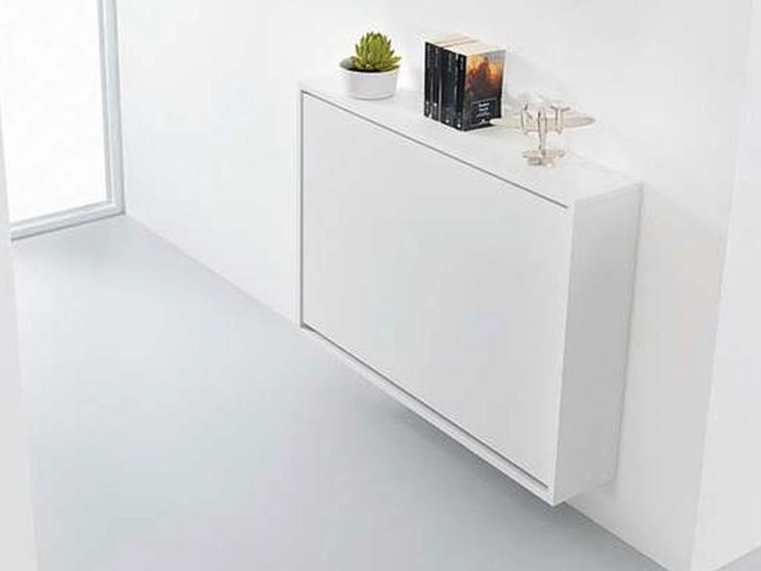 Mobile sospeso Bureau di Pezzani