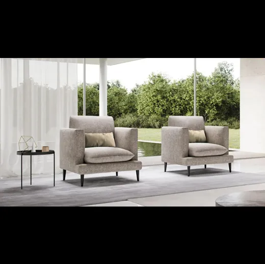 Poltrona Klint in tessuto di Doimo Salotti